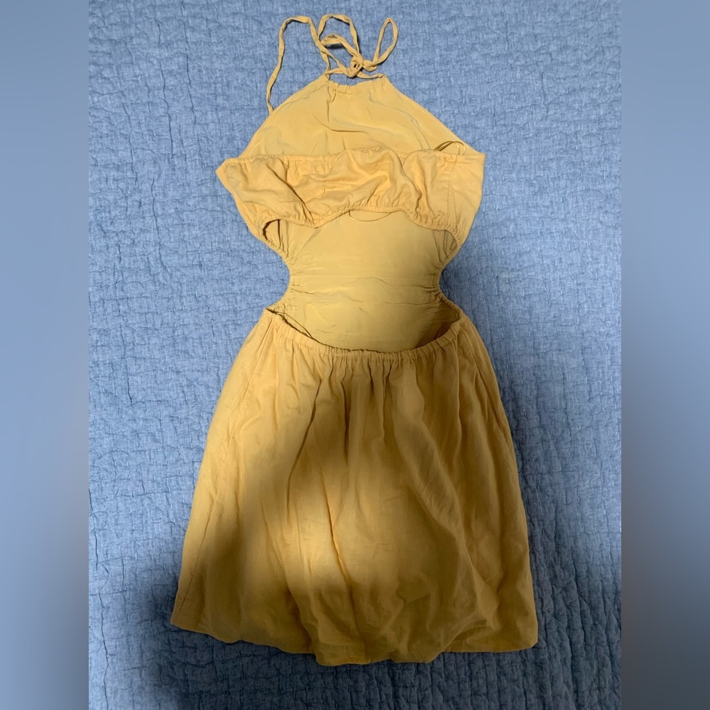 Cute sundress!